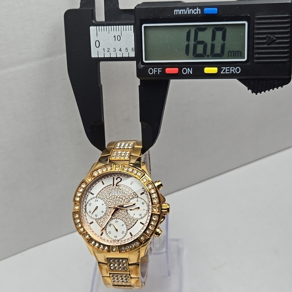 Womens Guess U1071L3 Chronograph Crystals Rose Gold New Battery - Picture 5 of 10